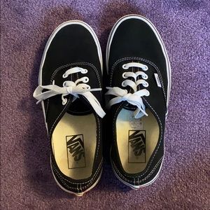 black vans authentic low top worn once